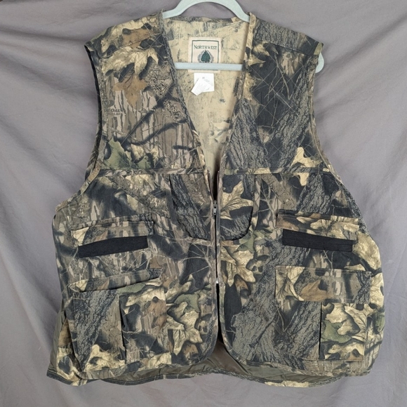 Northwest Territory size 2X camo shooting vest - Picture 12 of 12